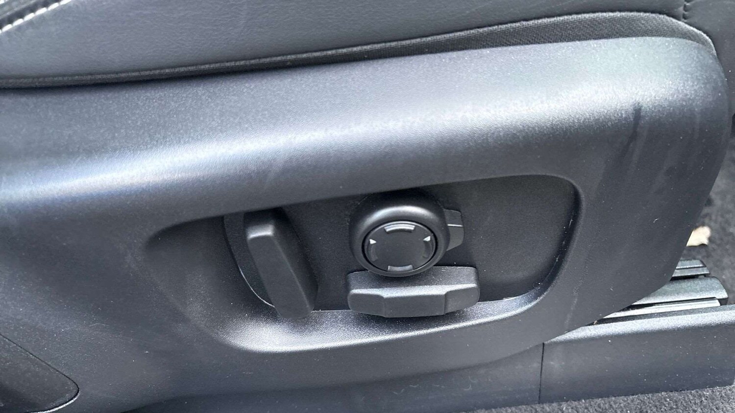 Used Land Rover Discovery 2024 for sale - 76789276: Photo 34