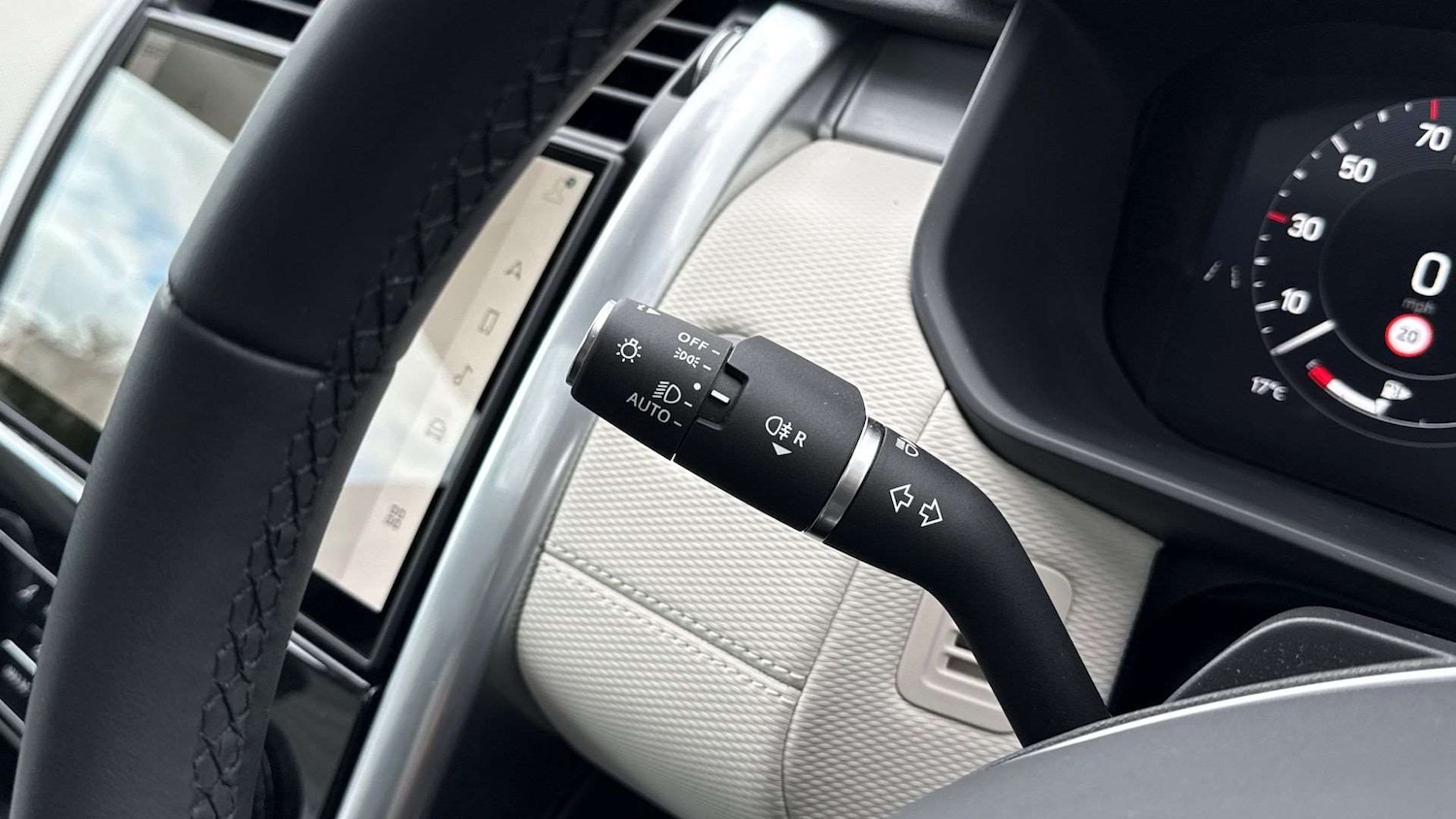 Used Land Rover Discovery 2025 for sale - 76459907: Photo 26