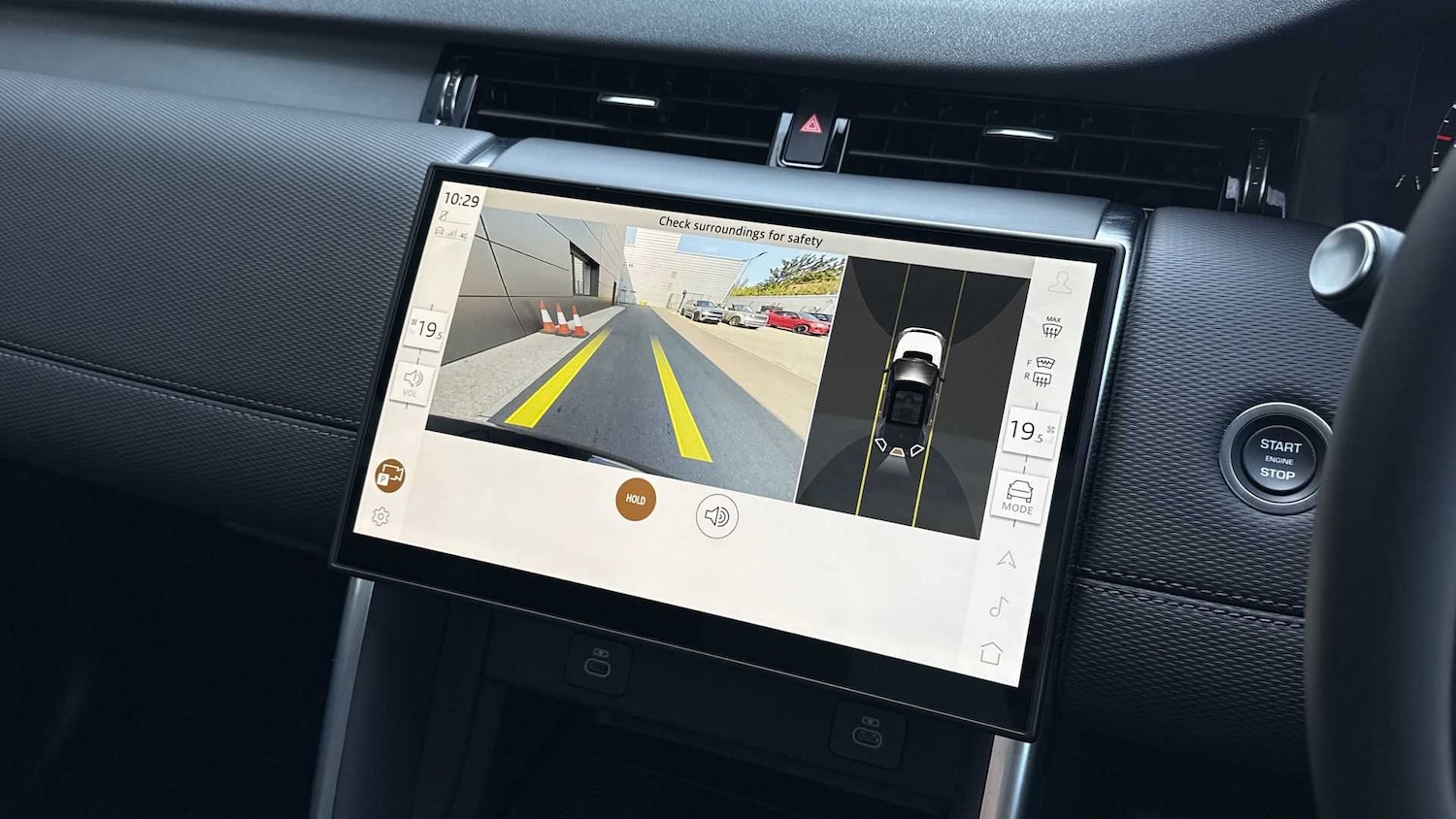 Used Land Rover Discovery Sport 2025 for sale - 76460401: Photo 12