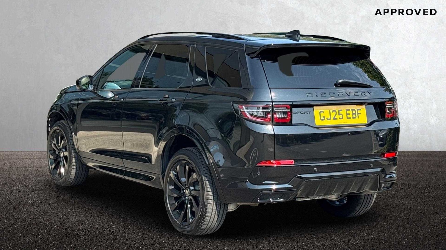 Used Land Rover Discovery Sport 2025 for sale - 76460401: Photo 2