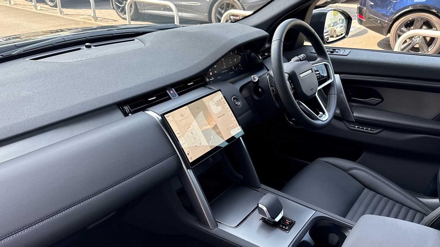 Used Land Rover Discovery Sport 2025 for sale - 76460401: Photo 23