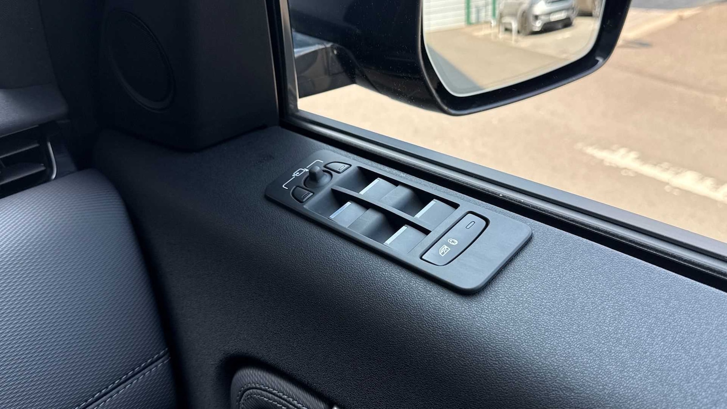 Used Land Rover Discovery Sport 2025 for sale - 76460401: Photo 24