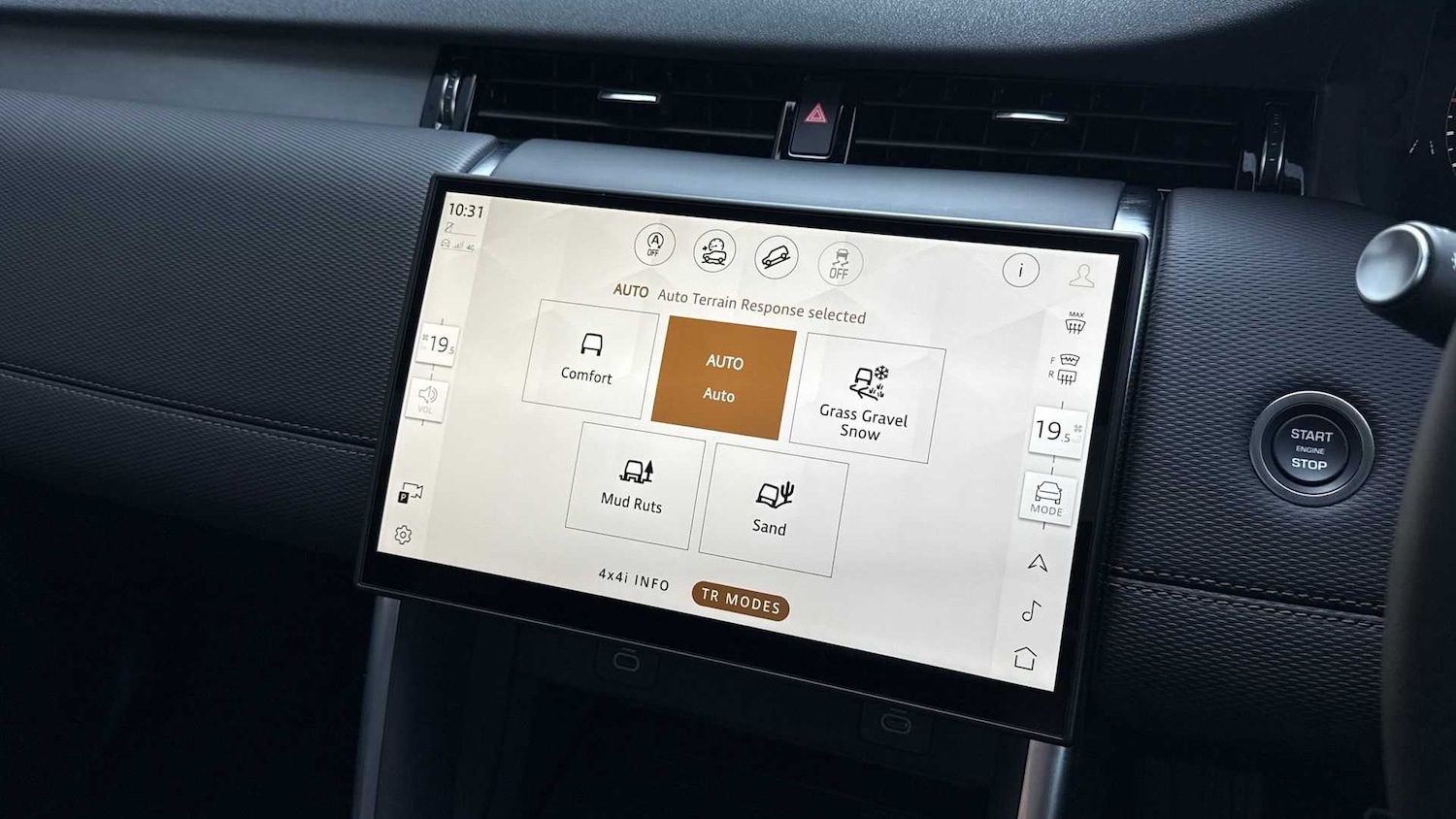 Used Land Rover Discovery Sport 2025 for sale - 76460401: Photo 35