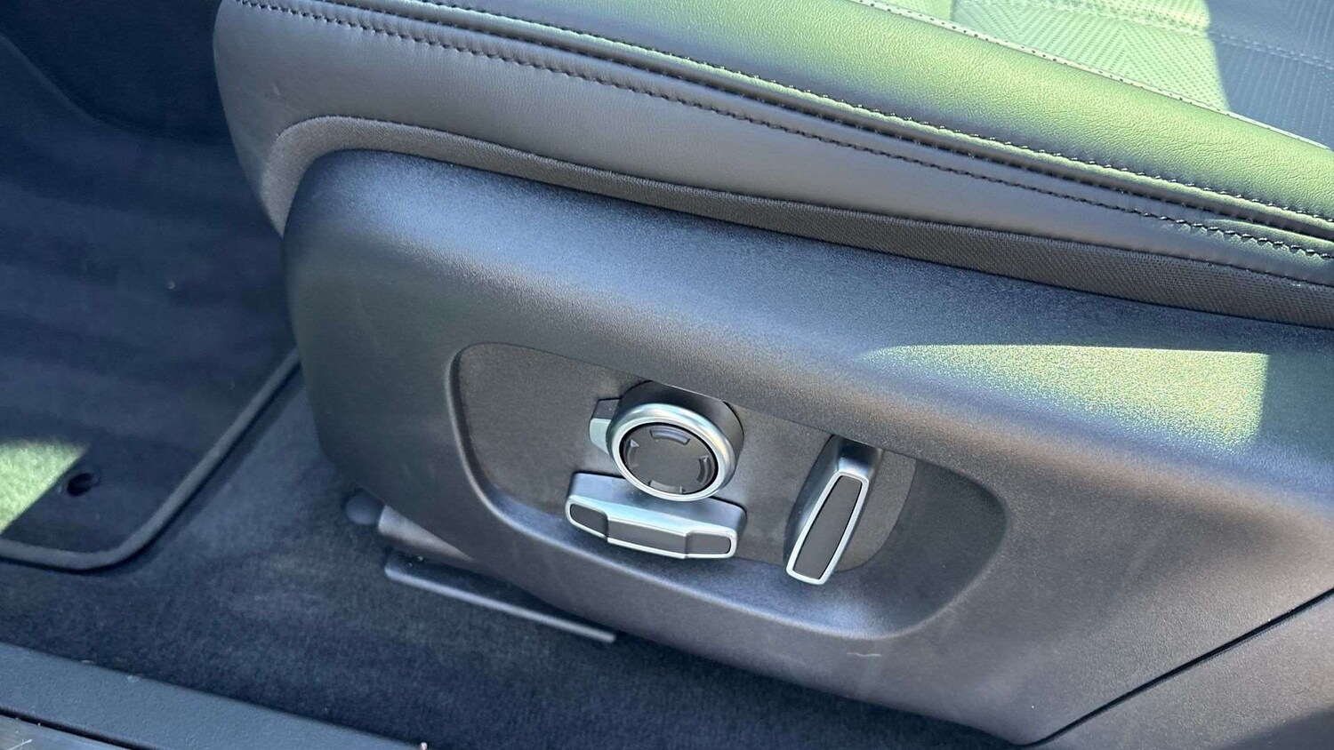 Used Land Rover Range Rover Evoque 2024 for sale - 78174020: Photo 32