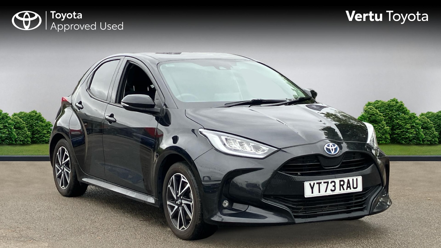 Used Toyota Yaris 2023 for sale - 76517904: Photo 1