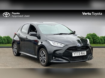 Used Toyota Yaris 2023 for sale - 76517904: Photo