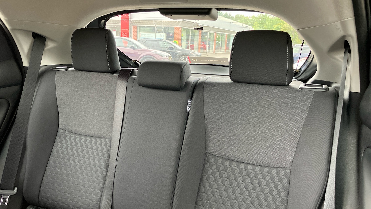 Used Toyota Yaris 2023 for sale - 76517904: Photo 23