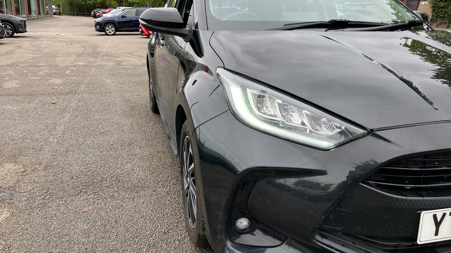 Used Toyota Yaris 2023 for sale - 76517904: Photo 41