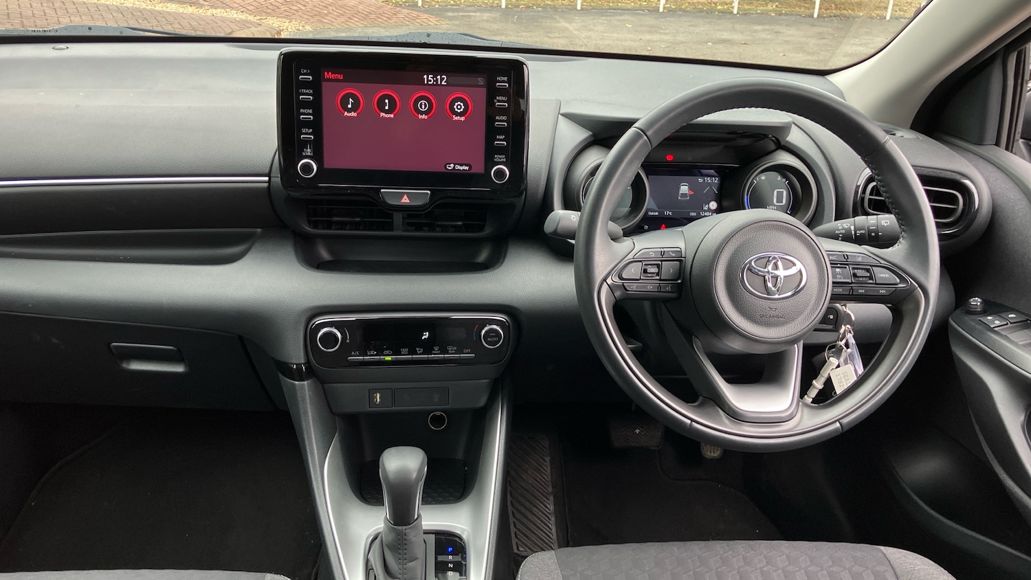 Used Toyota Yaris 2023 for sale - 76517904: Photo 5