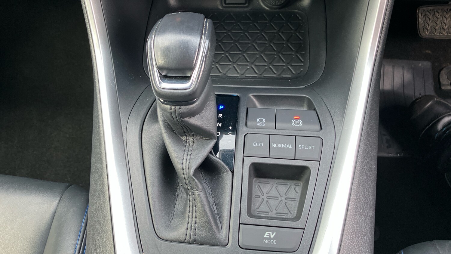 Used Toyota RAV4 2021 for sale - 77569340: Photo 35