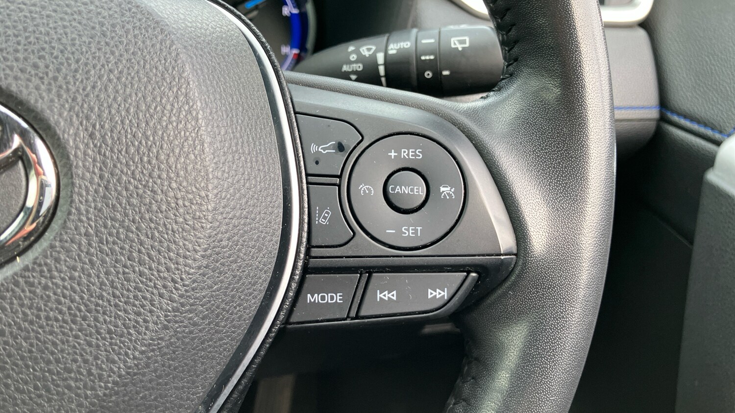 Used Toyota RAV4 2021 for sale - 77569340: Photo 37