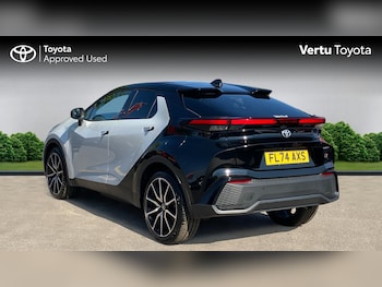 Used Toyota C-HR 2024 for sale - 79087793: Photo