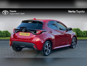 Used Toyota Yaris 2024 for sale - 76614666: Photo