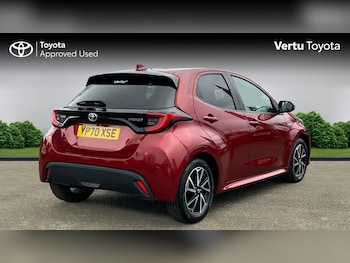 Used Toyota Yaris 2020 for sale - 76681606: Photo