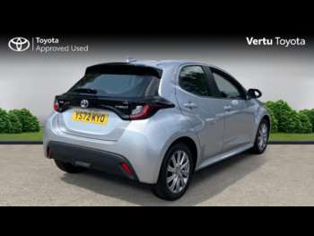 Used Toyota Yaris 2022 for sale - 74840171: Photo