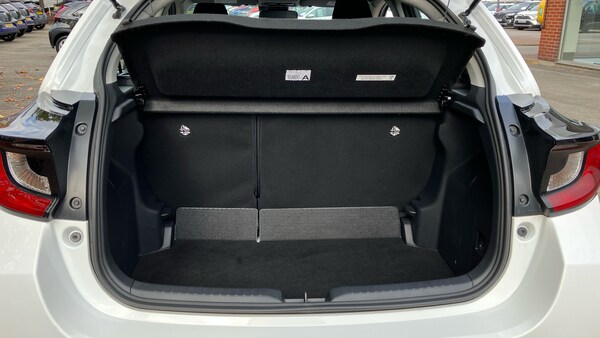 Used Toyota Yaris 2023 for sale - 76157030: Photo 14
