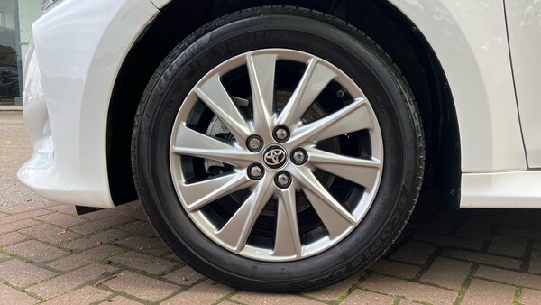 Used Toyota Yaris 2023 for sale - 76157030: Photo 18