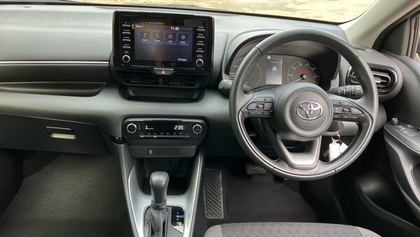 Used Toyota Yaris 2023 for sale - 76157030: Photo 5