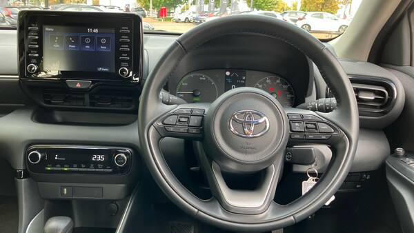 Used Toyota Yaris 2023 for sale - 76157030: Photo 6