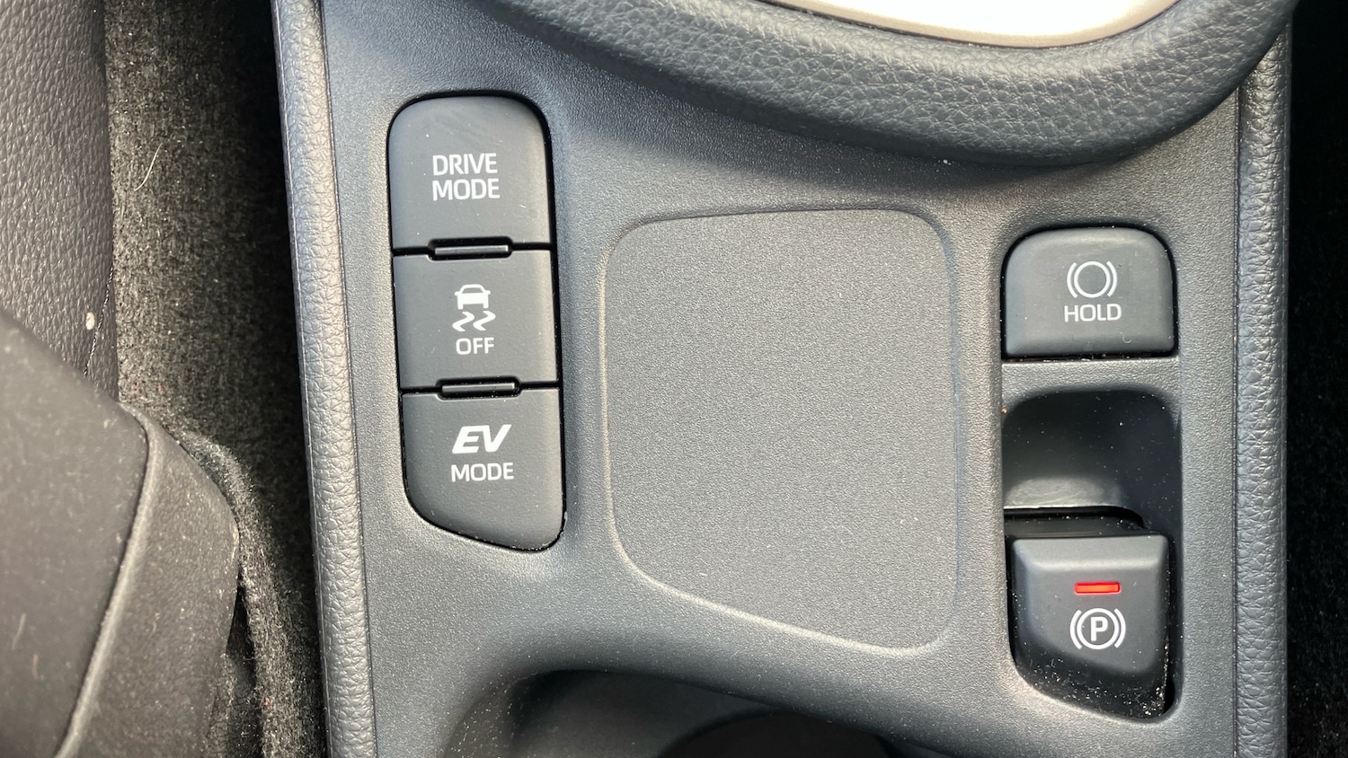 Used Toyota Yaris Cross 2024 for sale - 76384870: Photo 33