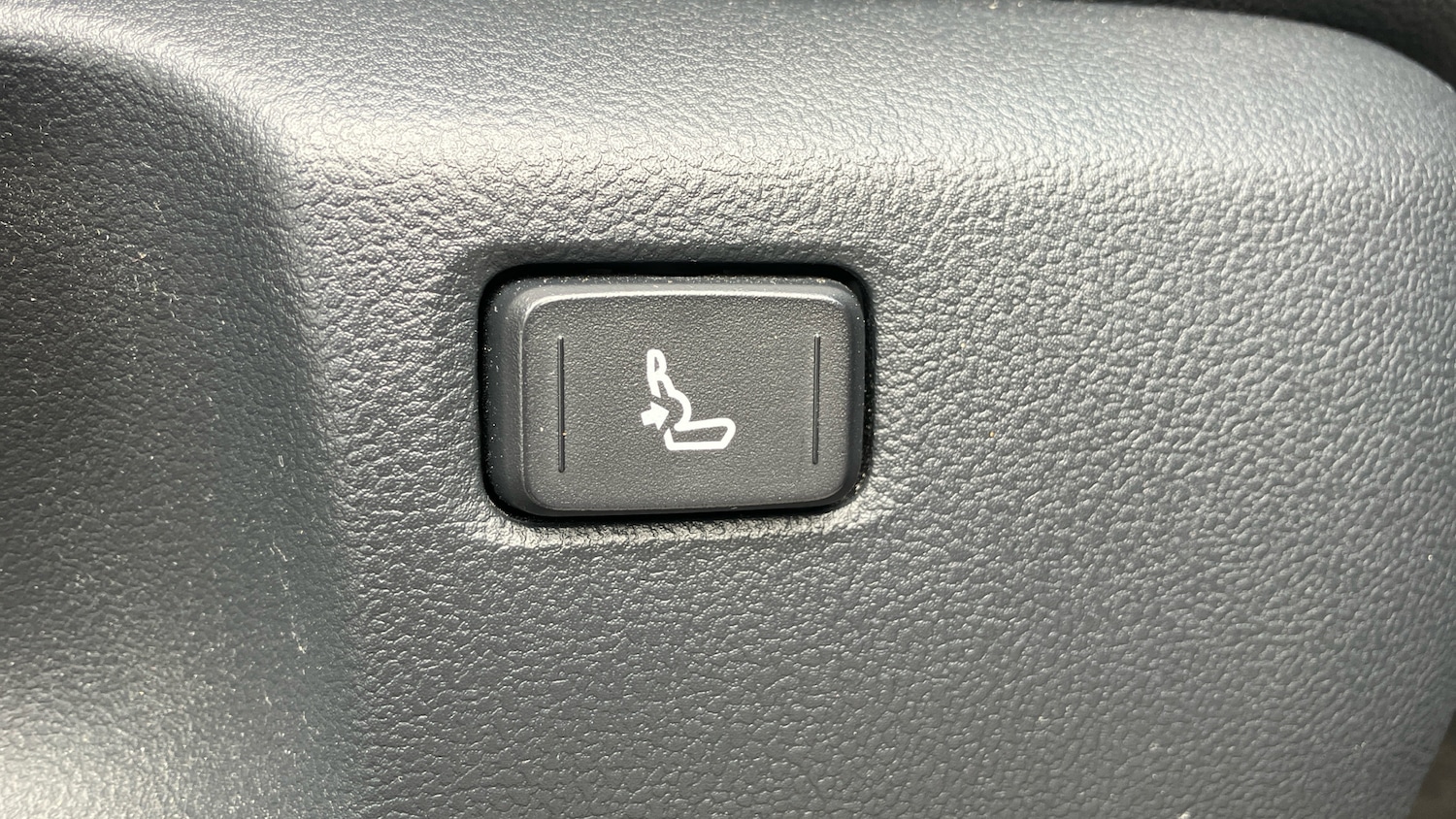 Used Toyota Yaris Cross 2024 for sale - 76384870: Photo 36