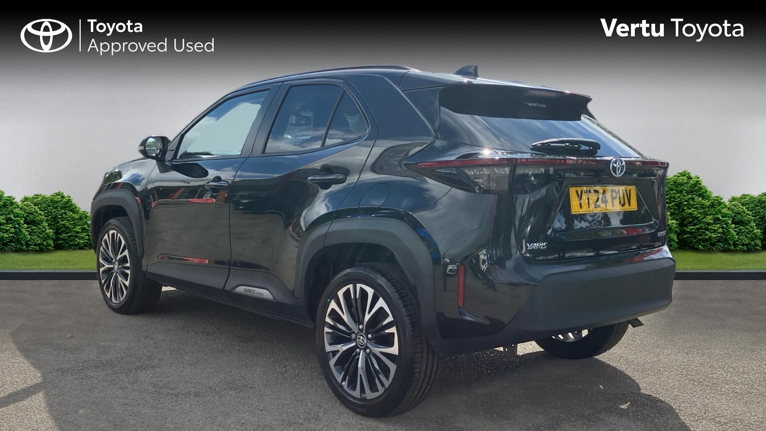 Used Toyota Yaris Cross 2024 for sale - 76384870: Photo 4