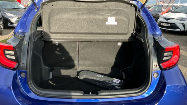 Used Toyota Yaris 2022 for sale - 76329911: Photo 14