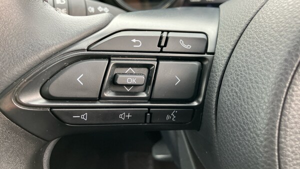 Used Toyota Yaris 2022 for sale - 76329911: Photo 36