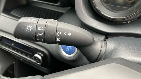 Used Toyota Yaris 2022 for sale - 76329911: Photo 38