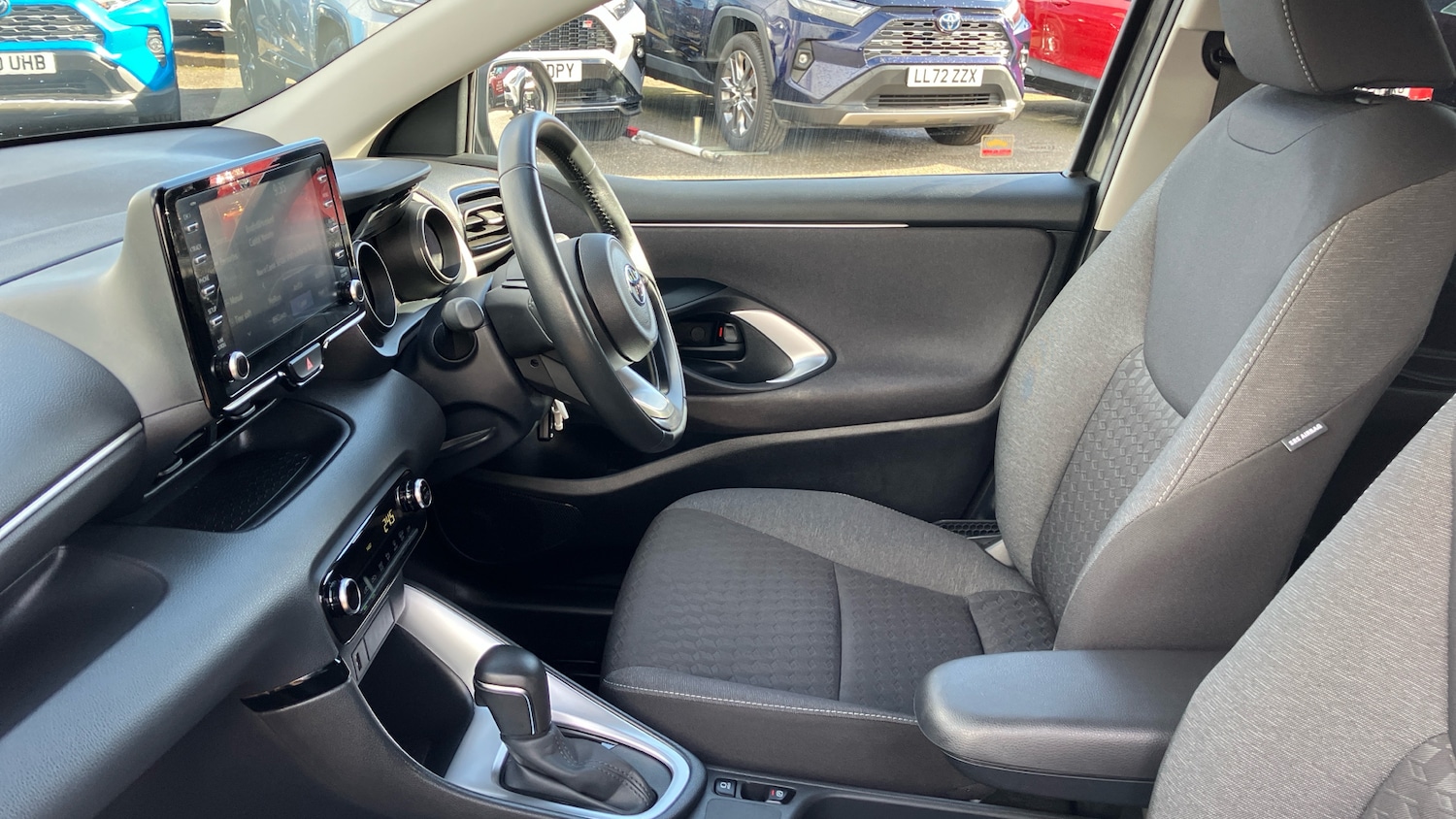 Used Toyota Yaris 2023 for sale - 78015139: Photo 10