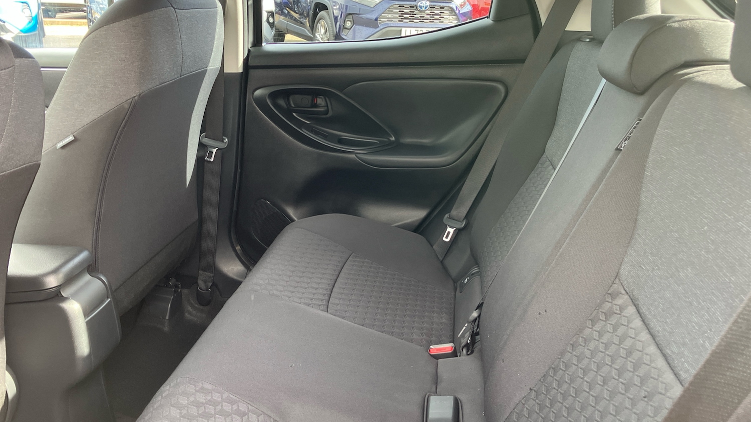 Used Toyota Yaris 2023 for sale - 78015139: Photo 13