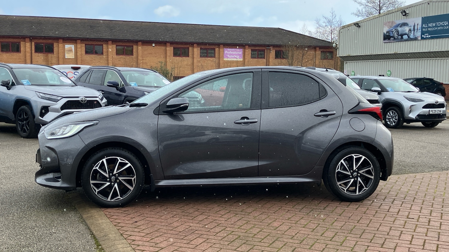 Used Toyota Yaris 2023 for sale - 78015139: Photo 17