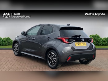 Used Toyota Yaris 2023 for sale - 78015139: Photo