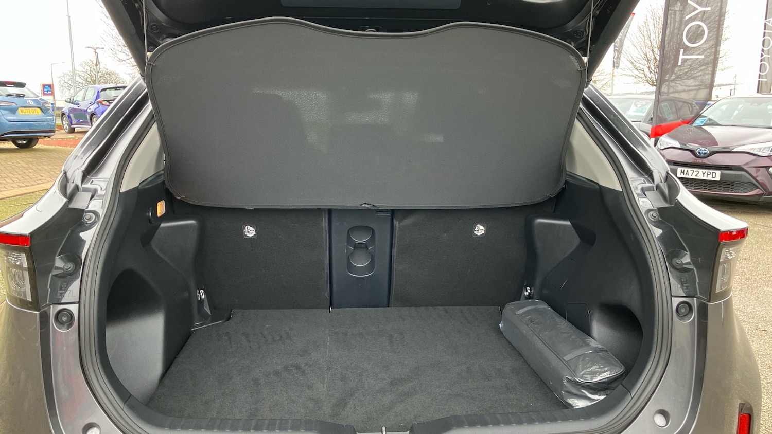 Used Toyota Yaris Cross 2022 for sale - 77965629: Photo 14