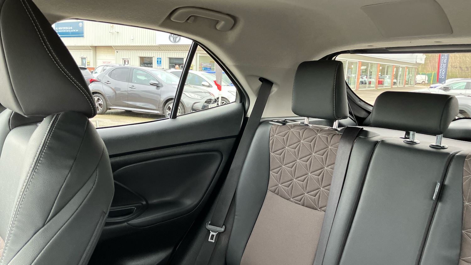 Used Toyota Yaris Cross 2022 for sale - 77965629: Photo 24