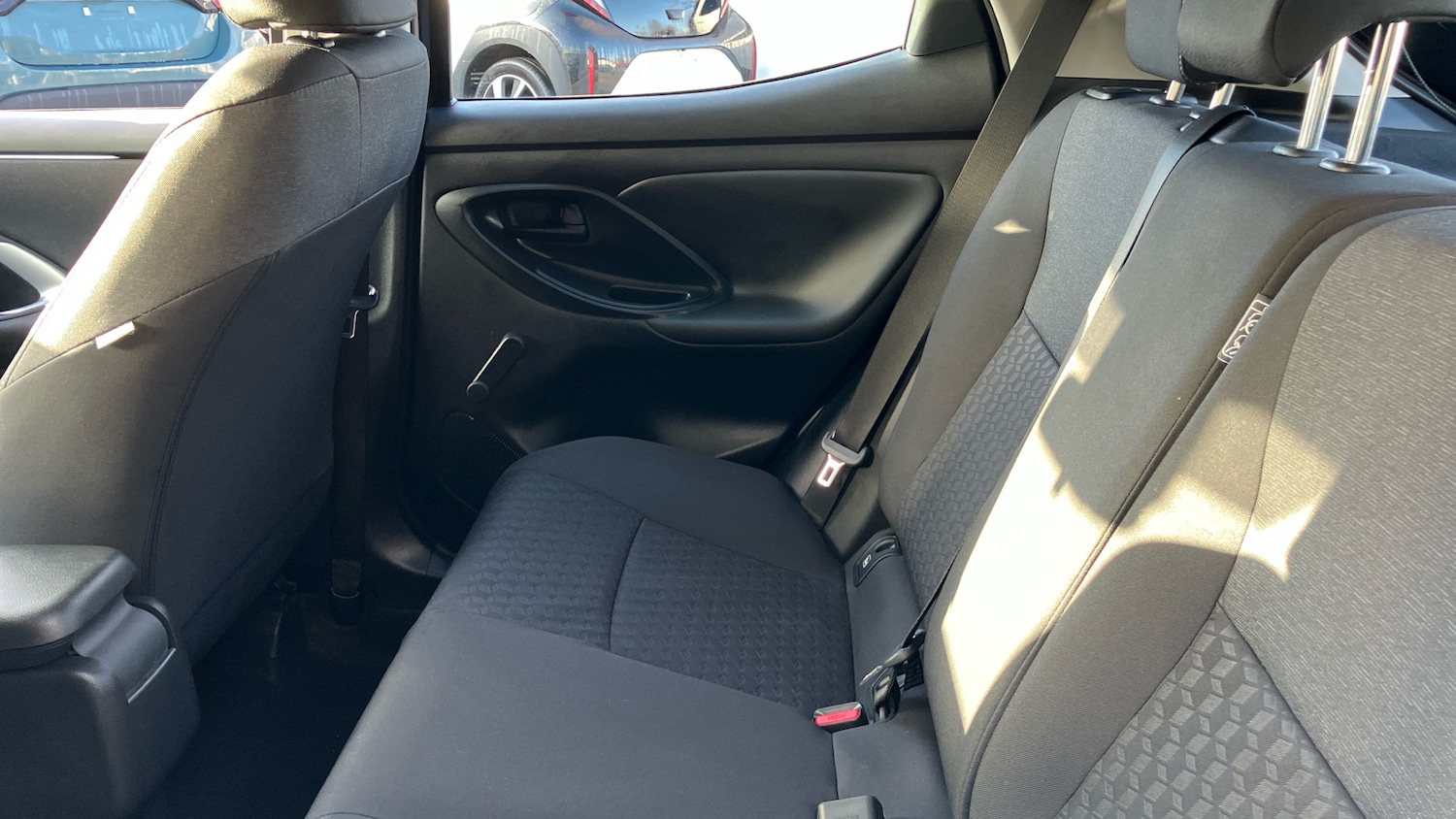 Used Toyota Yaris 2022 for sale - 77326747: Photo 13