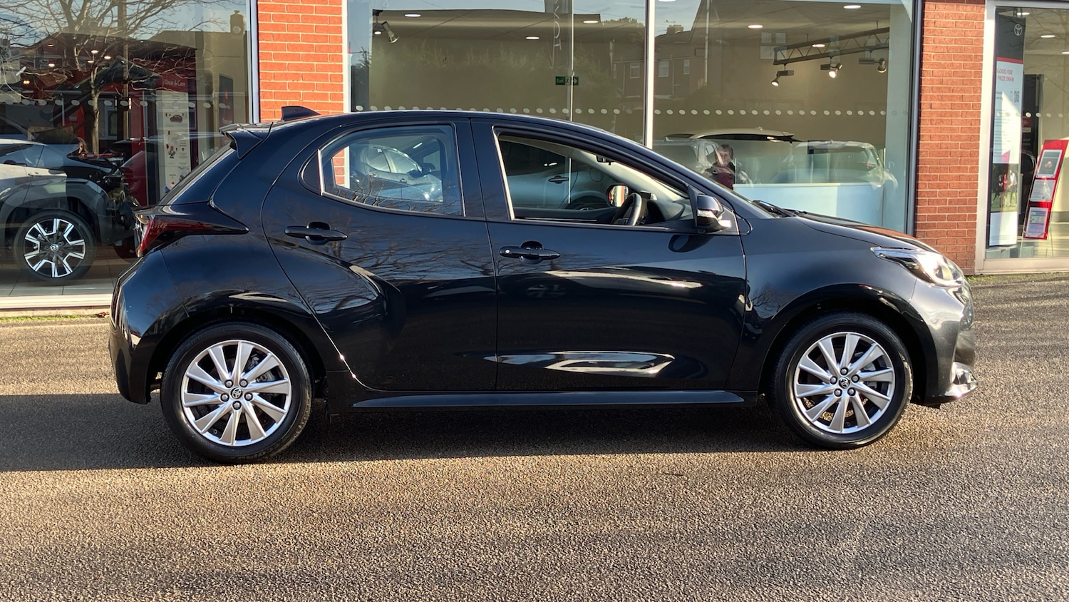 Used Toyota Yaris 2022 for sale - 77326747: Photo 16