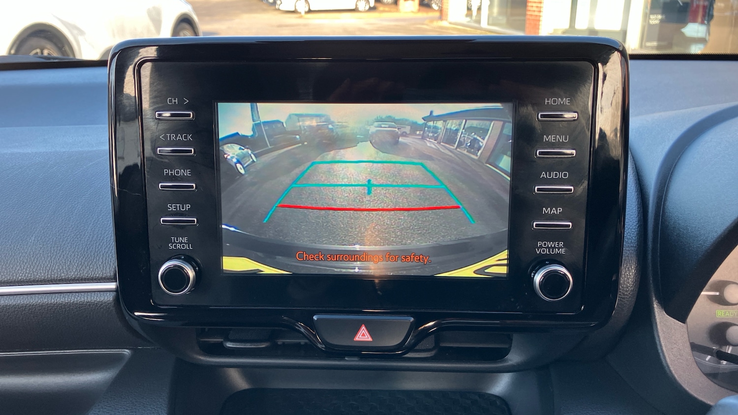 Used Toyota Yaris 2022 for sale - 77326747: Photo 31