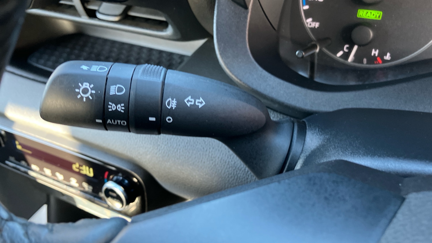 Used Toyota Yaris 2022 for sale - 77326747: Photo 38