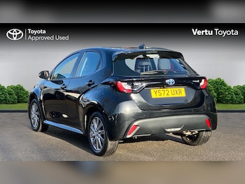 Used Toyota Yaris 2022 for sale - 77326747: Photo