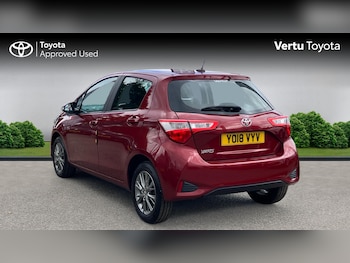 Used Toyota Yaris 2018 for sale - 79333120: Photo