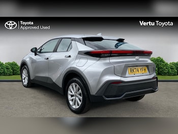 Used Toyota C-HR 2024 for sale - 79430180: Photo