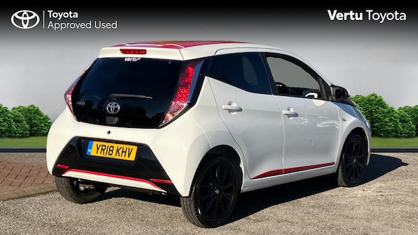 Used Toyota AYGO 2018 for sale - 76234628: Photo 2