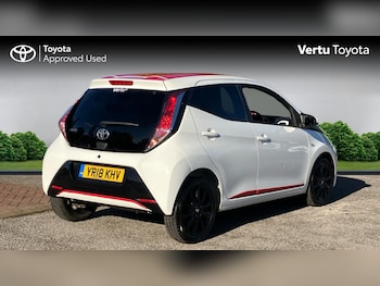 Used Toyota AYGO 2018 for sale - 76234628: Photo 2