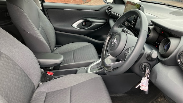 Used Toyota Yaris 2023 for sale - 76252279: Photo 11
