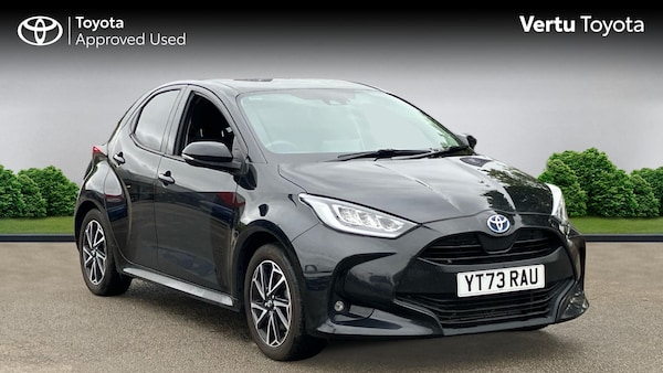 Used Toyota Yaris 2023 for sale - 76252279: Photo 1