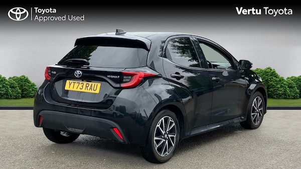 Used Toyota Yaris 2023 for sale - 76252279: Photo 2