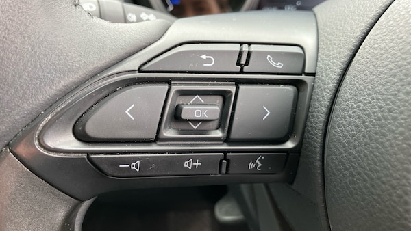Used Toyota Yaris 2023 for sale - 76252279: Photo 36
