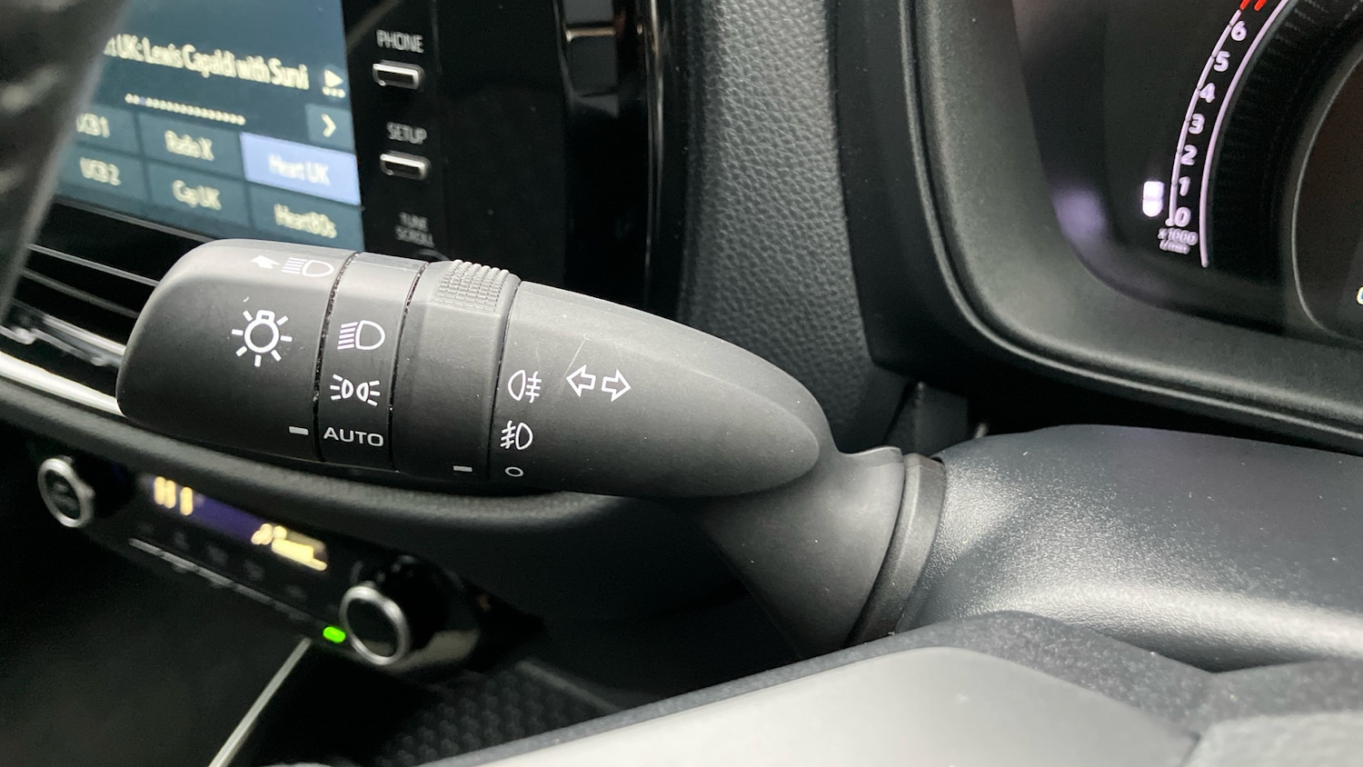 Used Toyota Aygo X 2022 for sale - 76922377: Photo 38