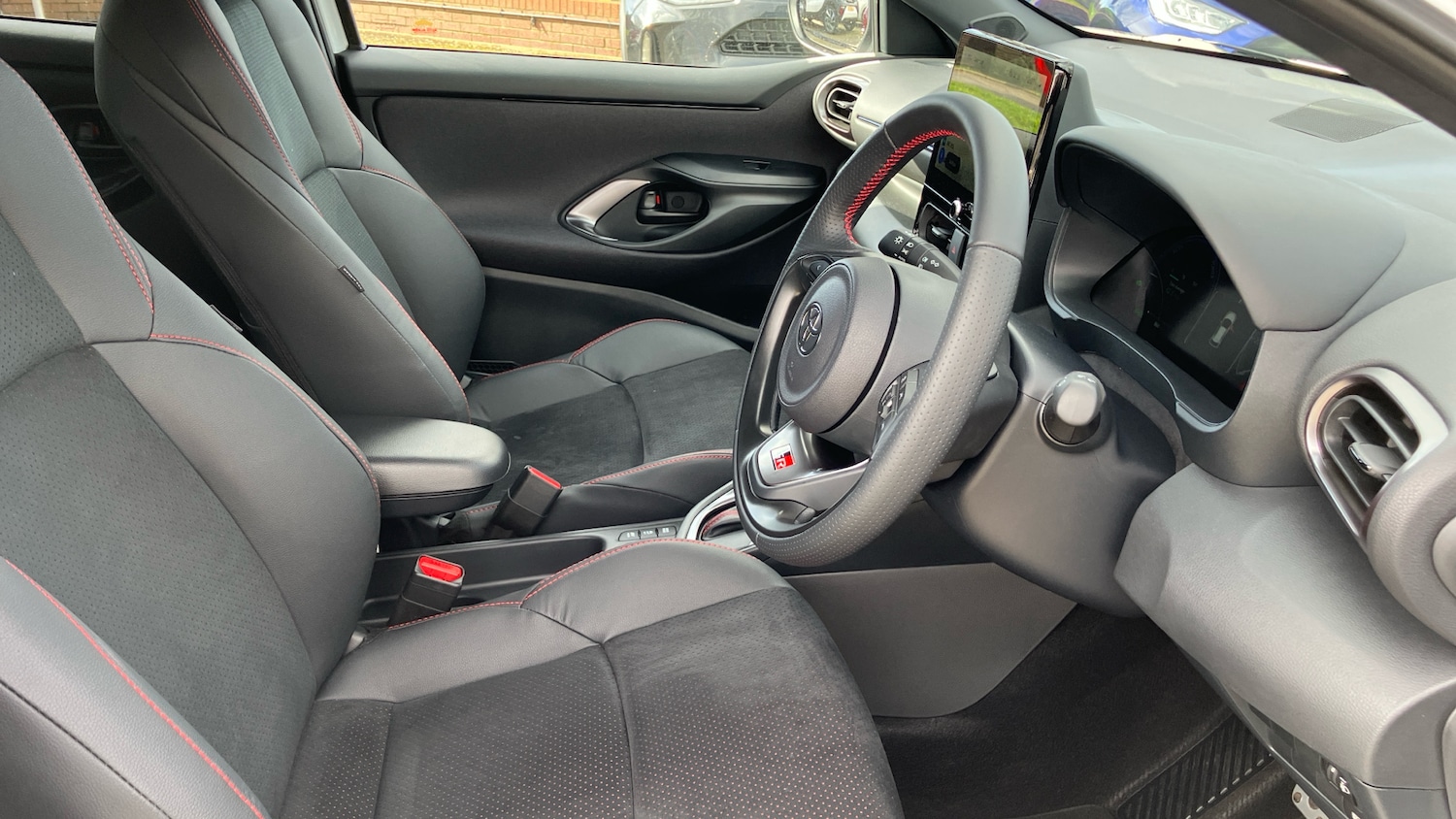 Used Toyota Yaris 2025 for sale - 77746548: Photo 11